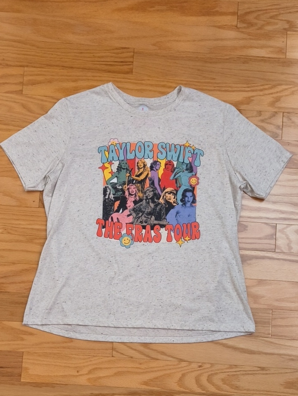 Taylor Swift Eras Tour Graphic Tee Light Heather Adult Size L EUC